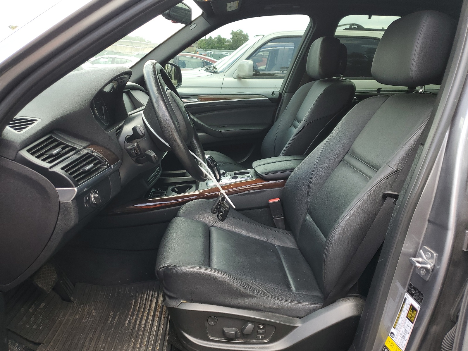 5UXZV8C57BL419381 2011 BMW X5 xDrive50I