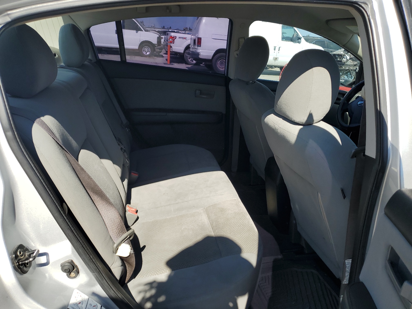 3N1AB6AP4BL633137 2011 Nissan Sentra 2.0