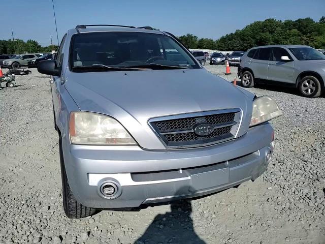 2004 Kia Sorento Ex VIN: KNDJD733045287288 Lot: 61608234