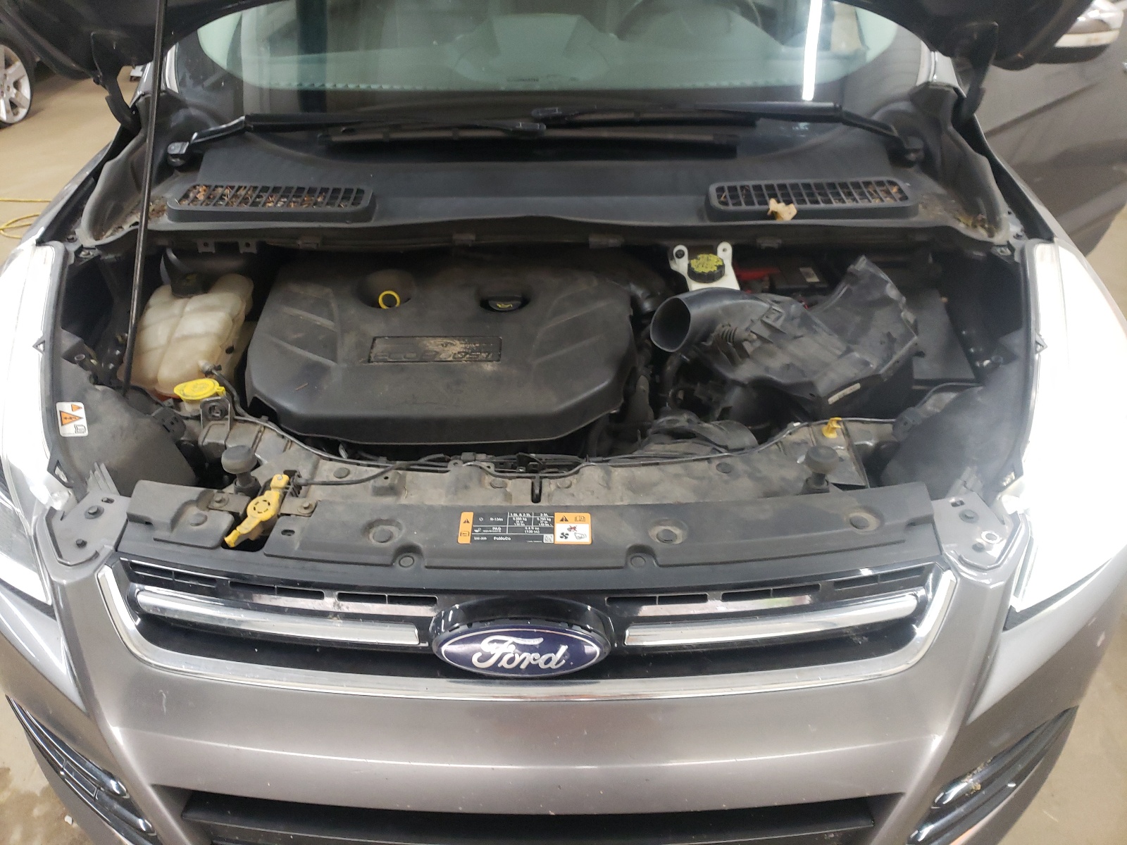 1FMCU9J91EUB70995 2014 Ford Escape Titanium