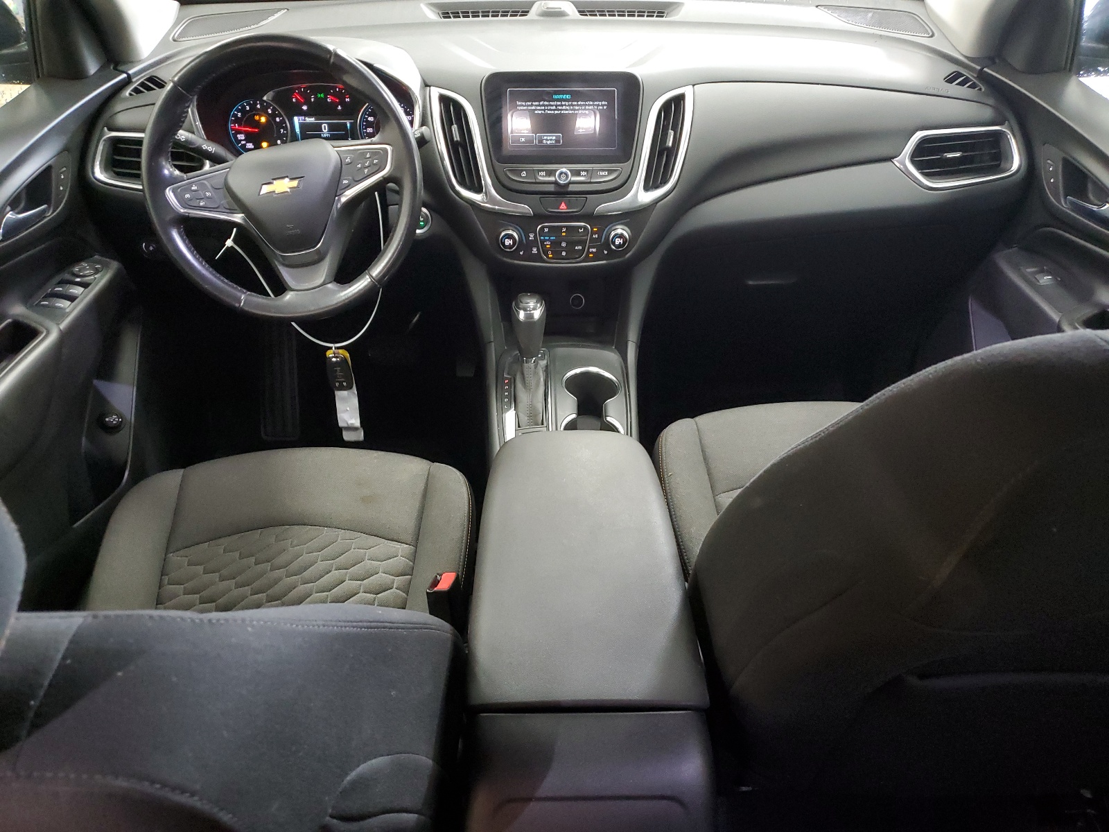 3GNAXTEX6JL387205 2018 Chevrolet Equinox Lt