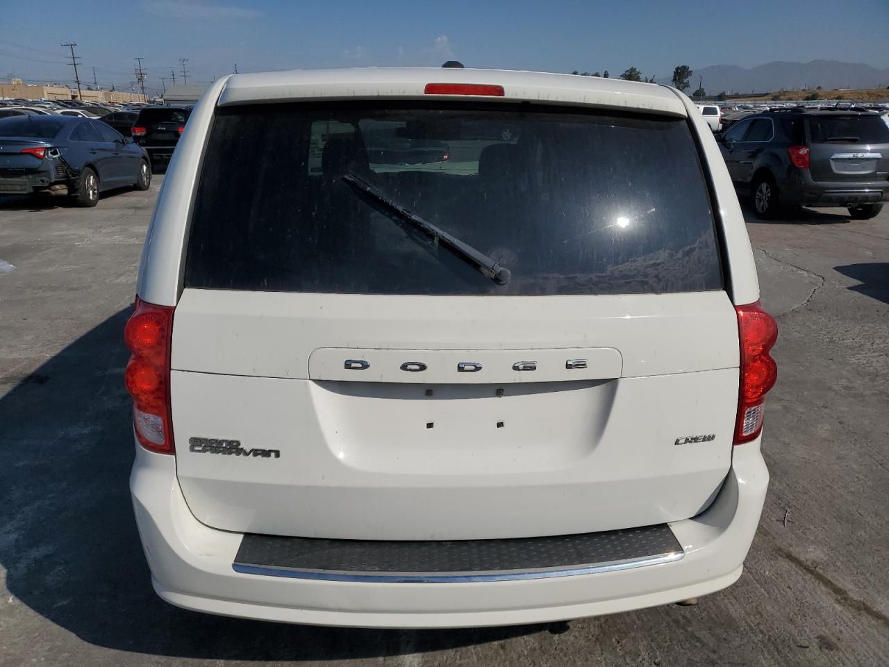 2012 Dodge Grand Caravan Crew VIN: 2C4RDGDG5CR100665 Lot: 68156495