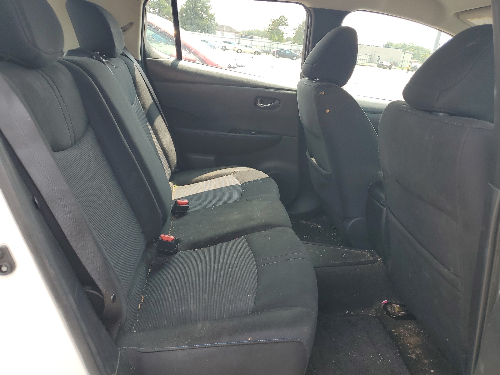 1N4AZ1CP3JC304826 2018 Nissan Leaf S