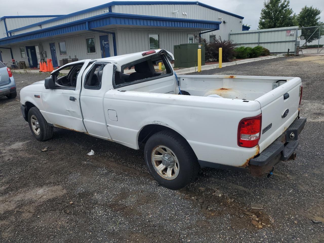 2011 Ford Ranger - Image 2