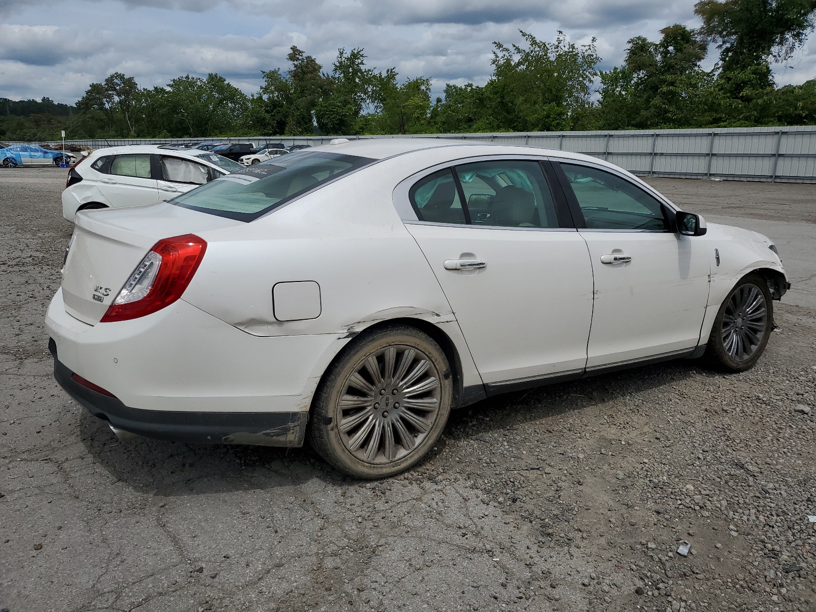 1LNHL9EK7DG602573 2013 Lincoln Mks