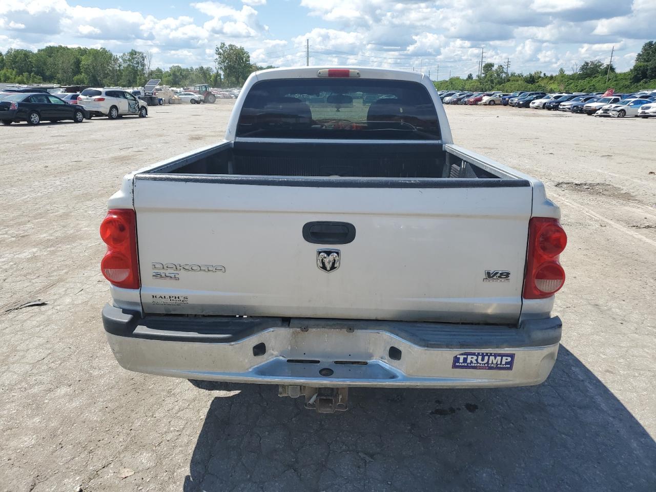 2005 Dodge Dakota Quad Slt VIN: 1D7HW48N35S120384 Lot: 63996854