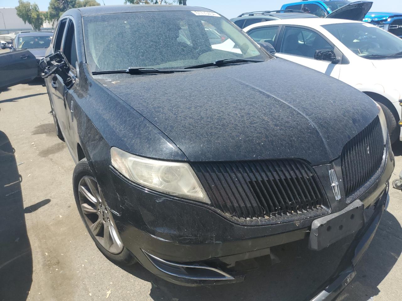 VIN 2LMHJ5FK9DBL51550 2013 LINCOLN MKT no.4