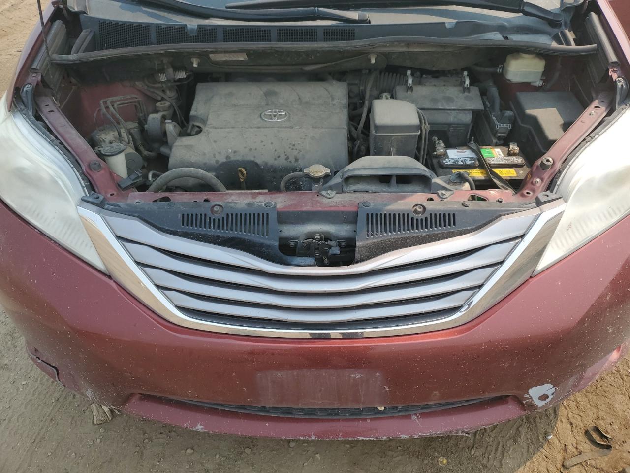 5TDYK3DC9FS619950 2015 Toyota Sienna Xle