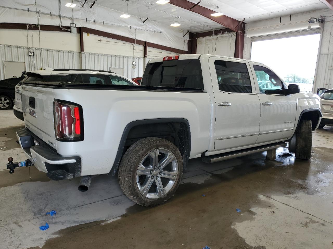 2016 GMC Sierra - Image 3