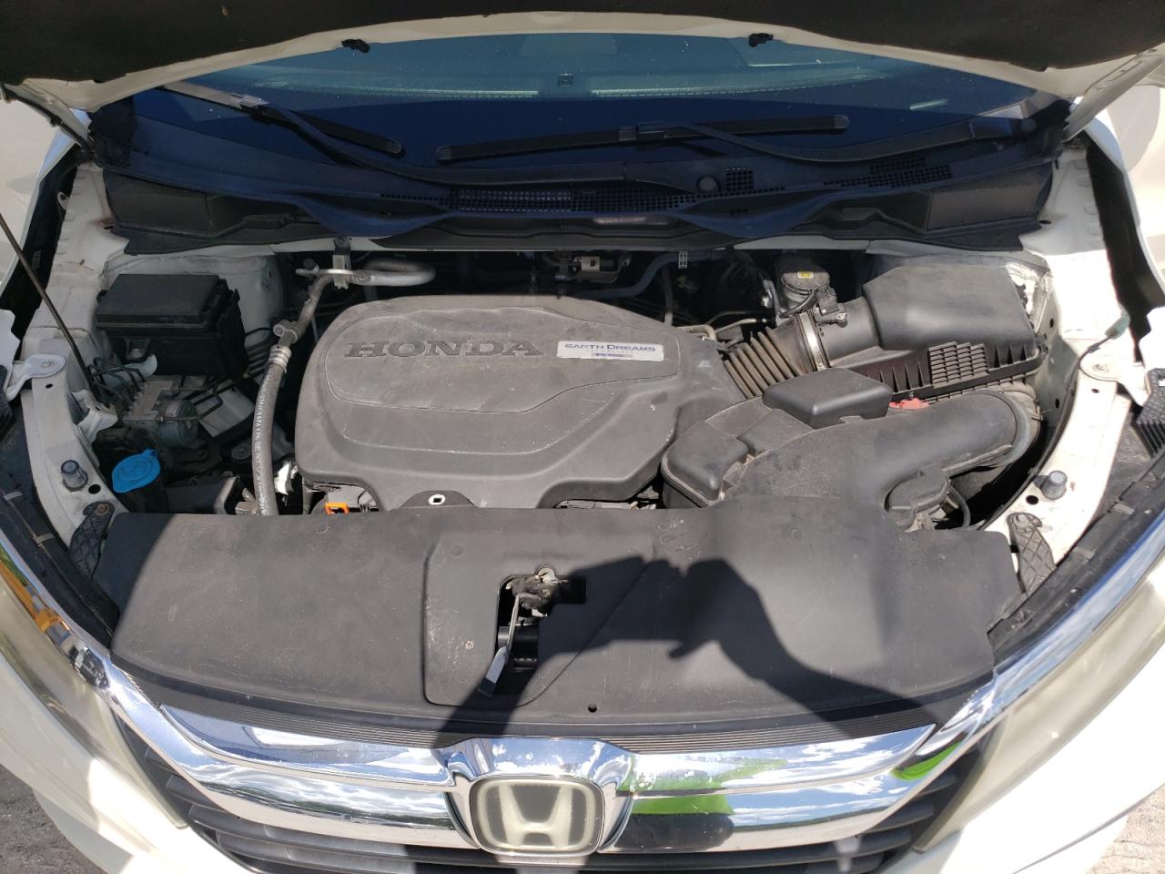 2018 Honda Odyssey - Image 14
