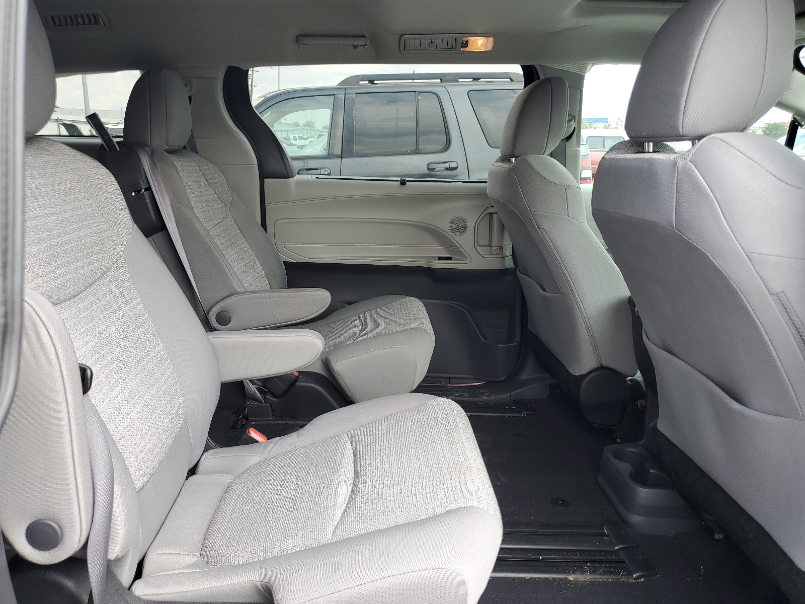 5TDBSKFC3NS043736 2022 Toyota Sienna Le