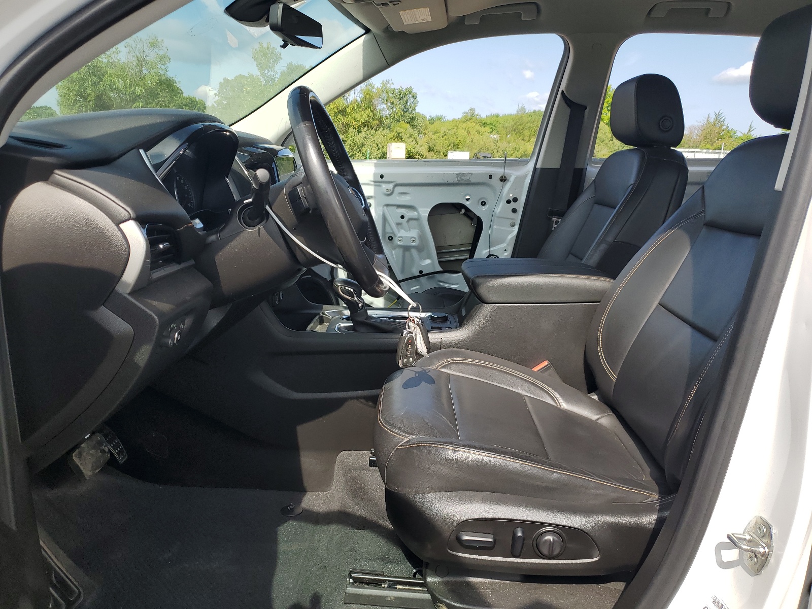 1GNERHKW4MJ160286 2021 Chevrolet Traverse Lt