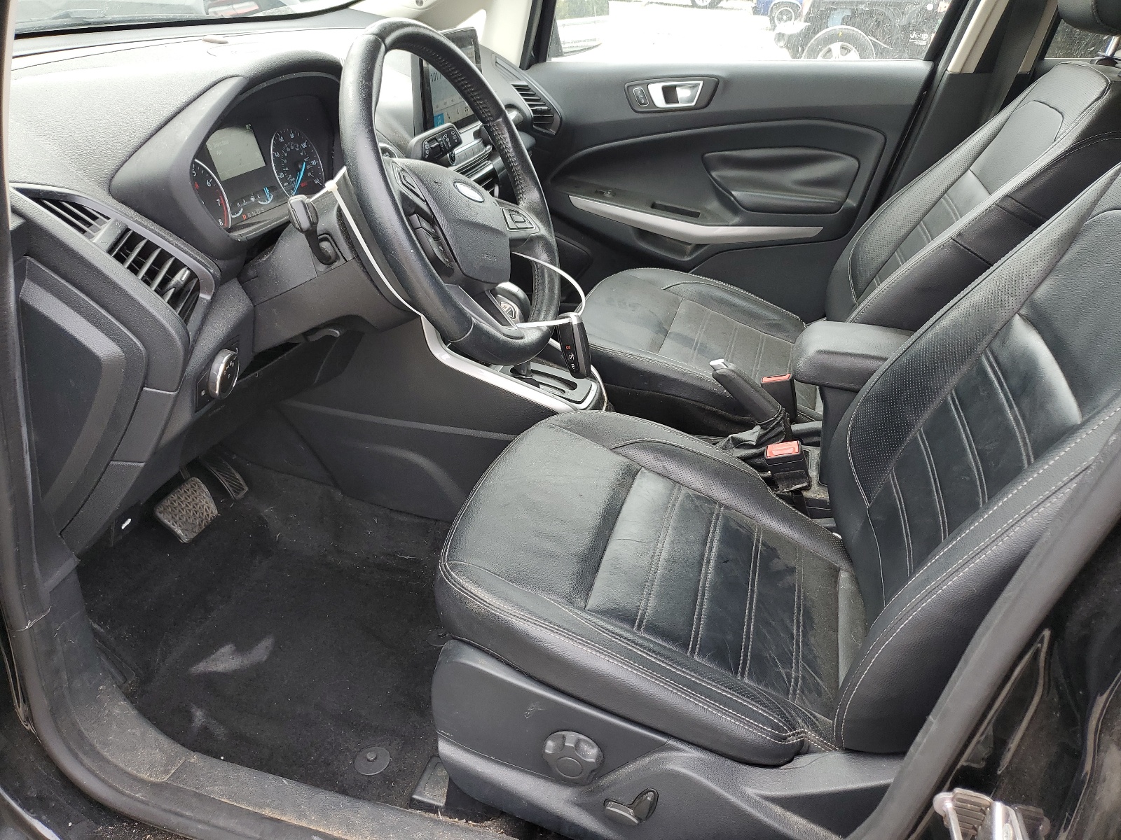 MAJ6P1WL1JC161430 2018 Ford Ecosport Titanium