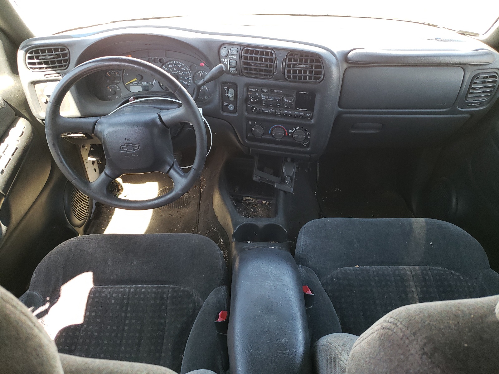 1GNDT13W8X2130113 1999 Chevrolet Blazer