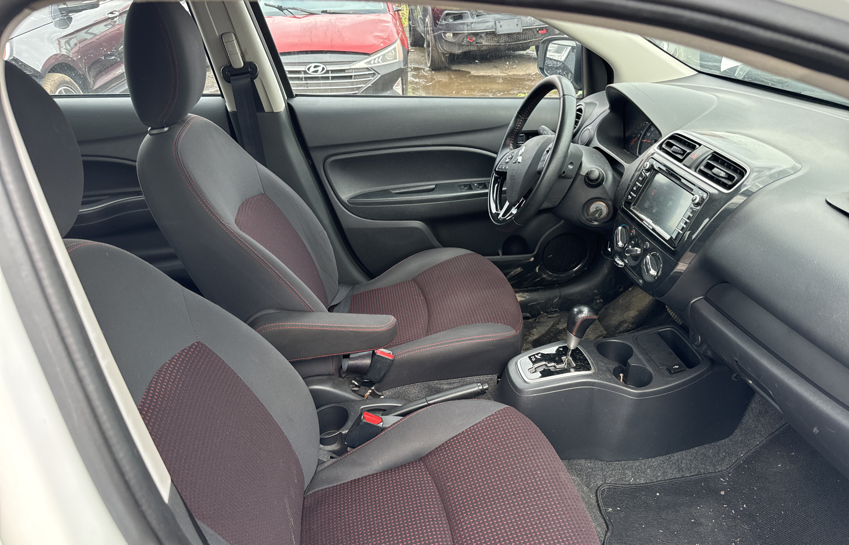 2019 Mitsubishi Mirage Le vin: ML32A5HJ8KH009231