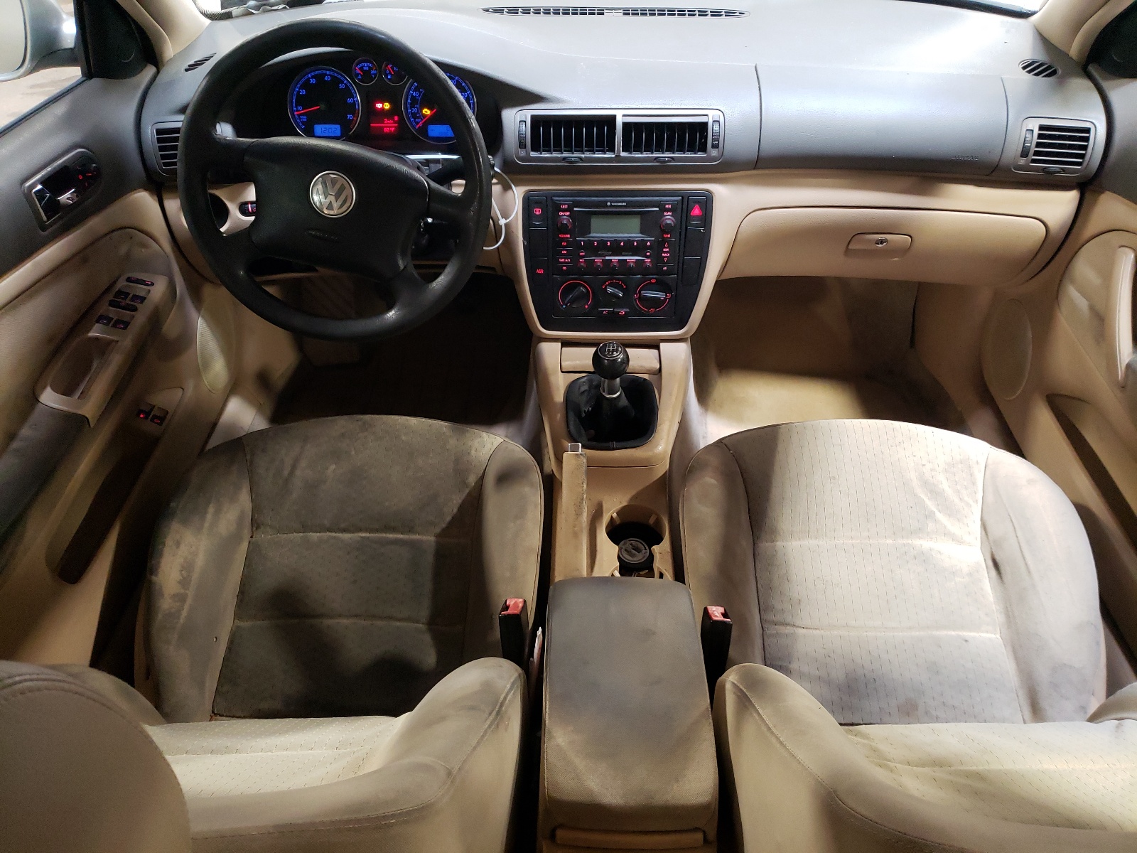 WVWND63B84E312439 2004 Volkswagen Passat Gl