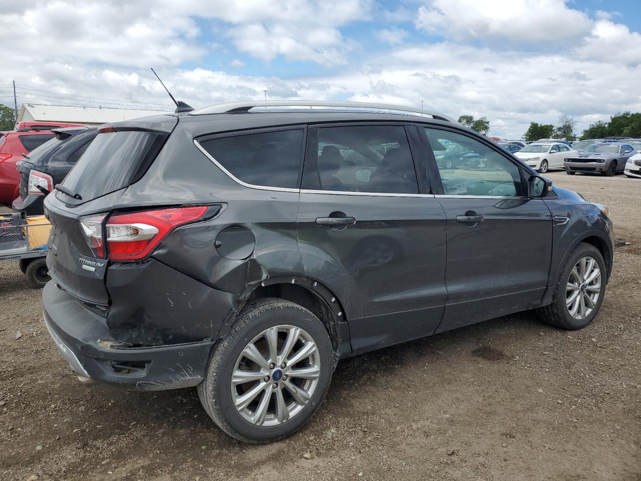 VIN 1FMCU0J90JUB48329 2018 FORD ESCAPE no.3