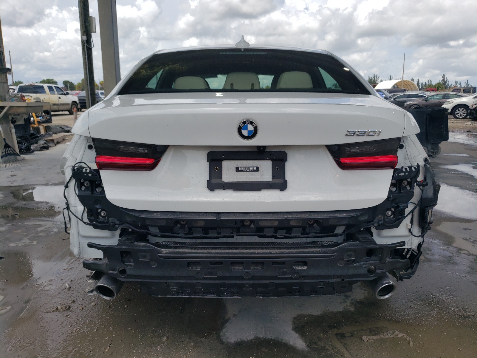 3MW5R1J04N8C66163 2022 BMW 330I