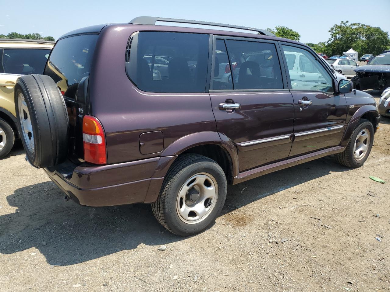 2002 Suzuki XL7 - Image 3