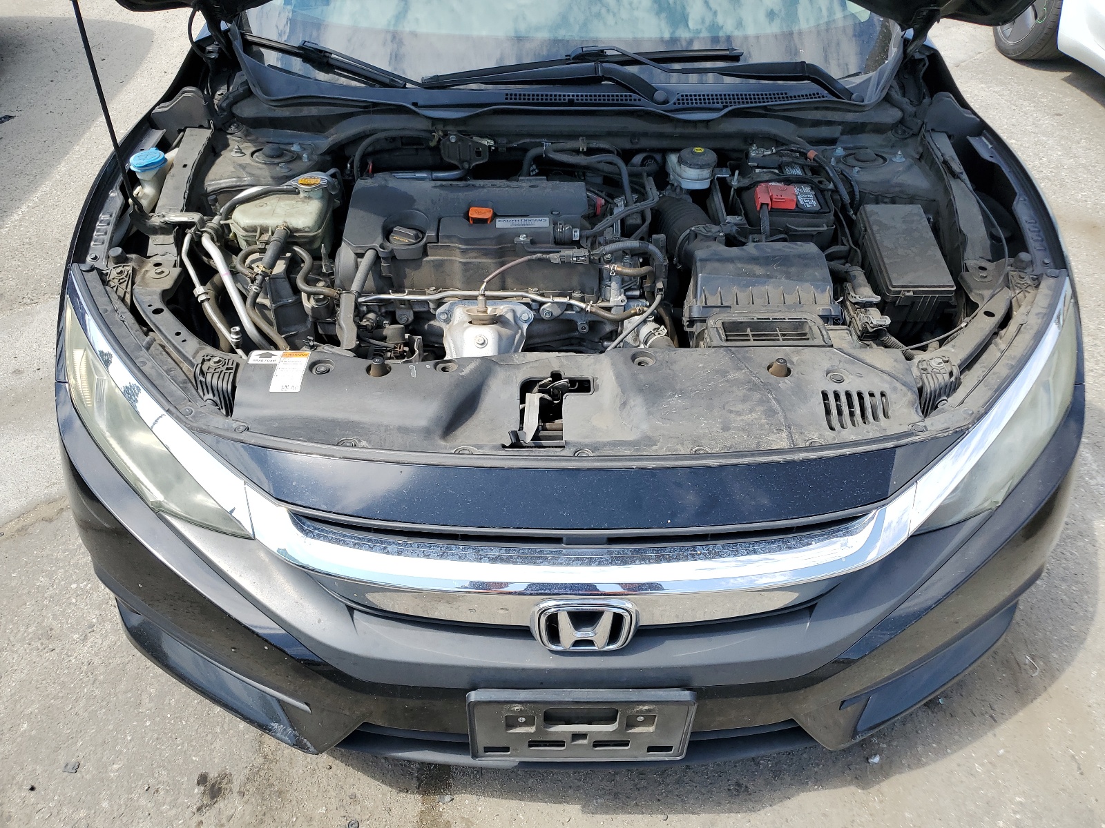 2018 Honda Civic Lx vin: 2HGFC2F5XJH508751