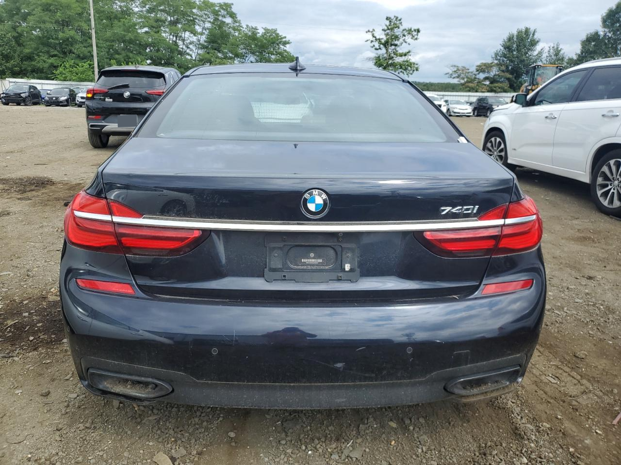 2016 BMW 740 I vin: WBA7E2C58GG548345