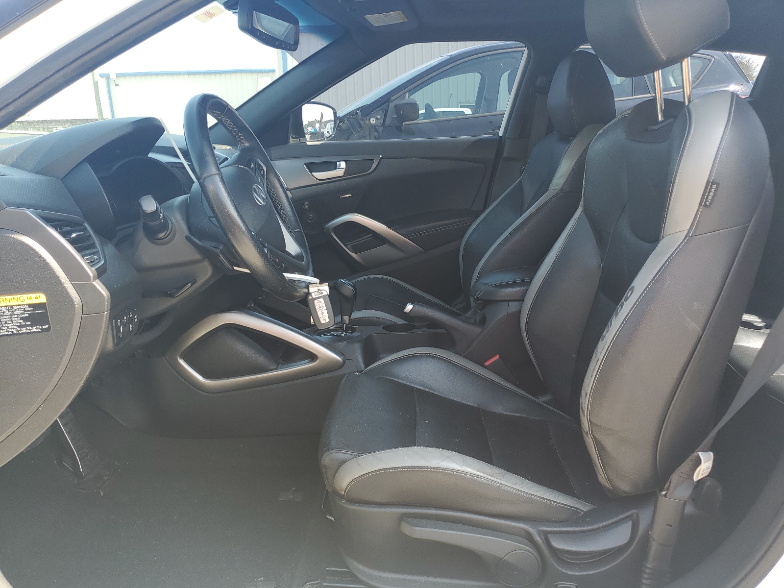 KMHTC6AE3GU283493 2016 Hyundai Veloster Turbo