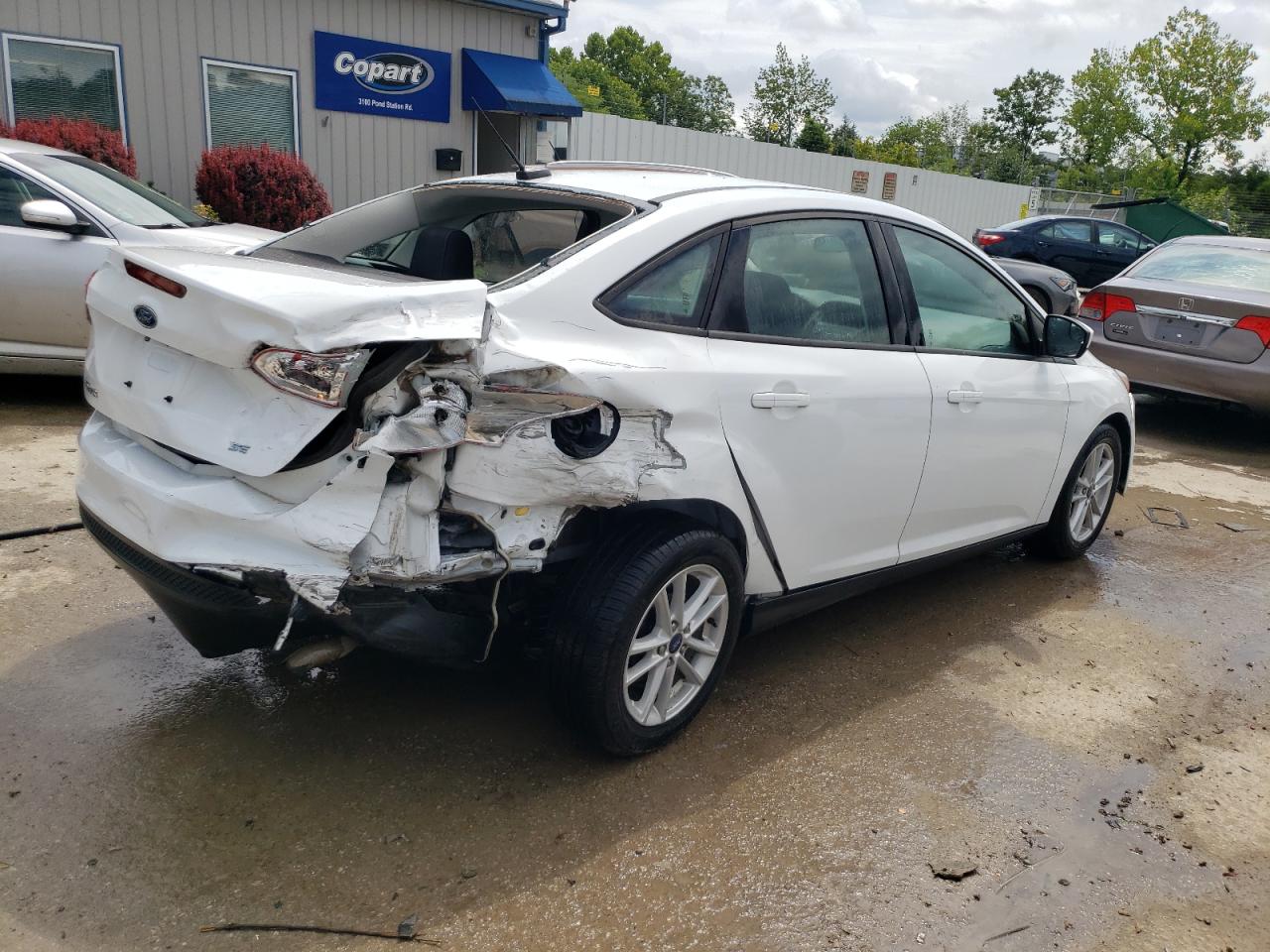 1FADP3F23JL290733 2018 Ford Focus Se