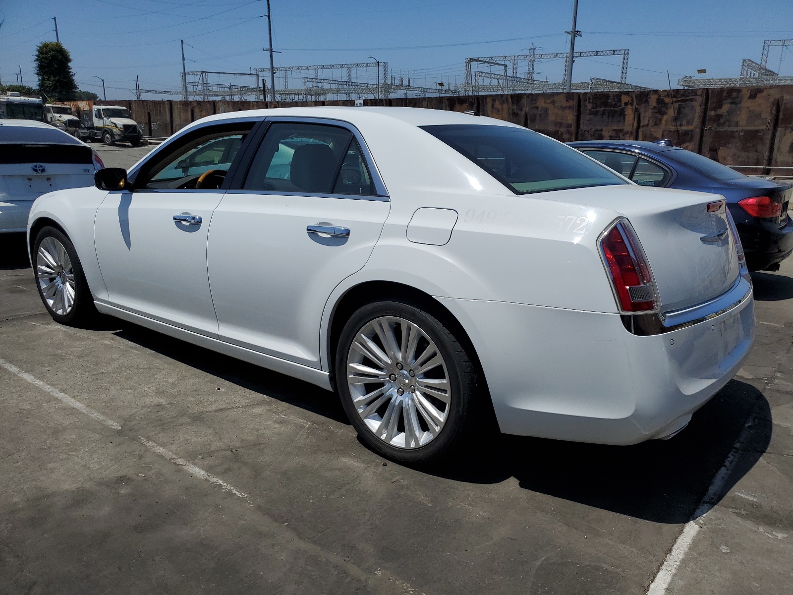 2013 Chrysler 300C vin: 2C3CCAET1DH573475