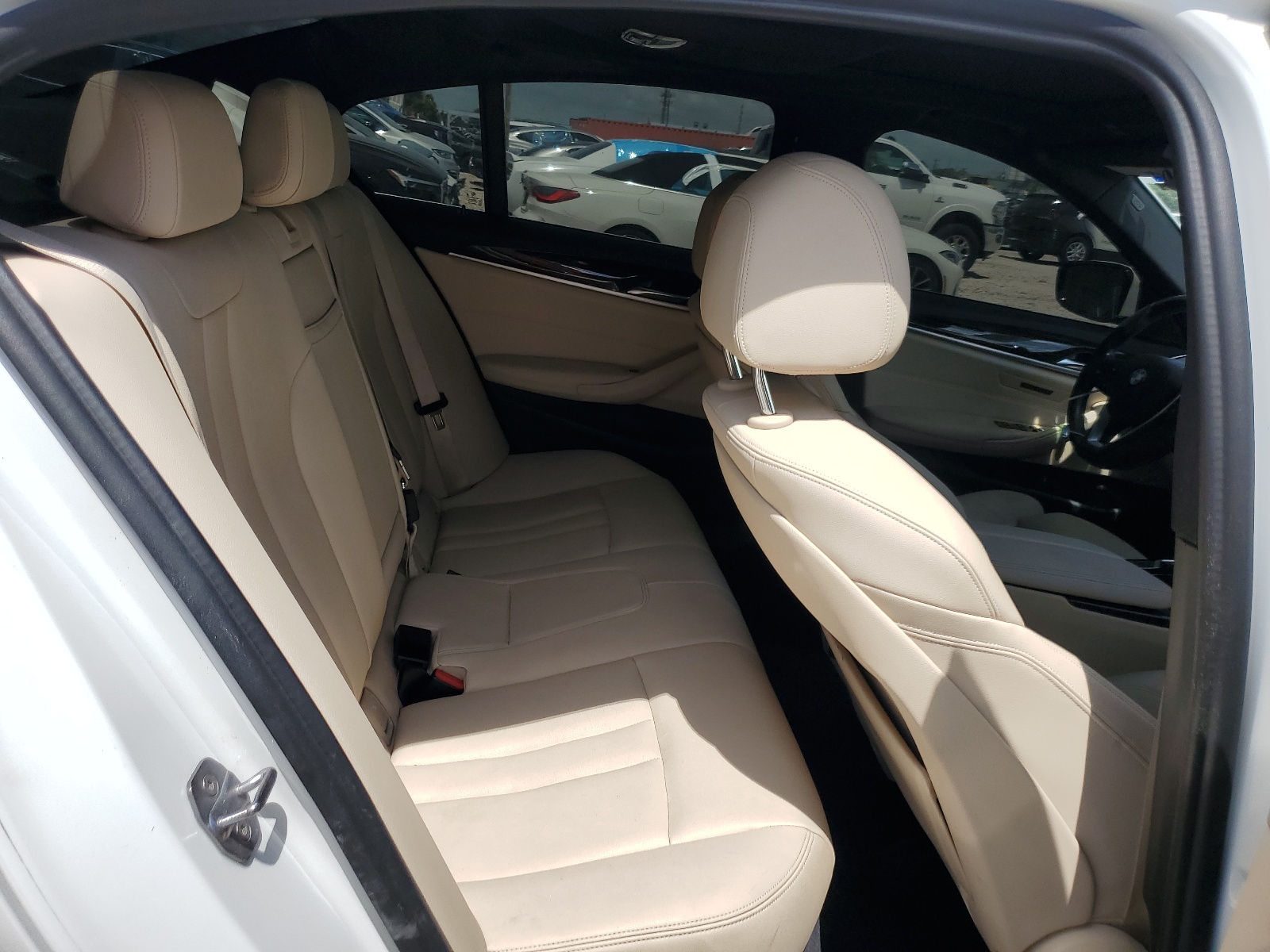 WBAJA5C57KWW19679 2019 BMW 530 I