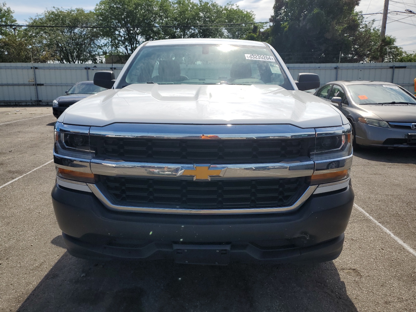 2018 Chevrolet Silverado C1500 vin: 1GCNCNEH6JZ281338