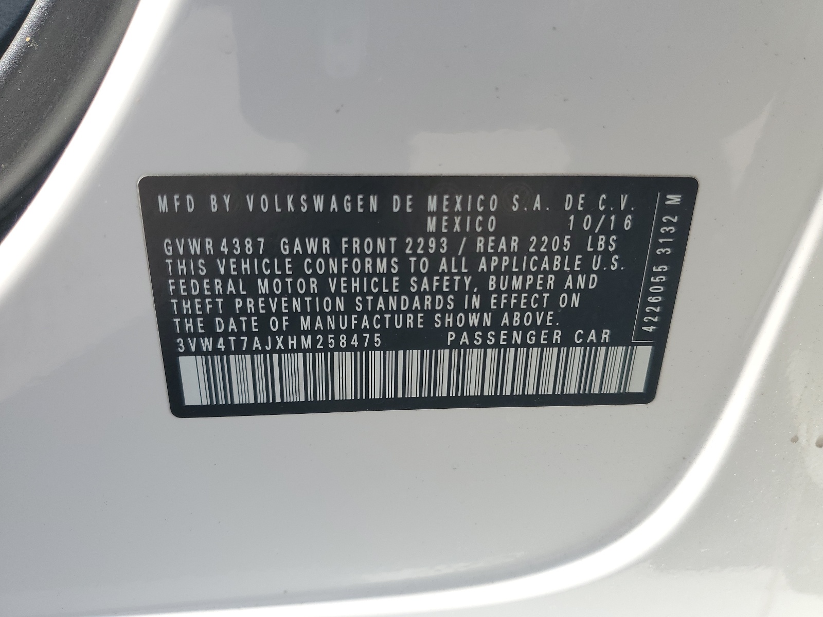 3VW4T7AJXHM258475 2017 Volkswagen Jetta Gli