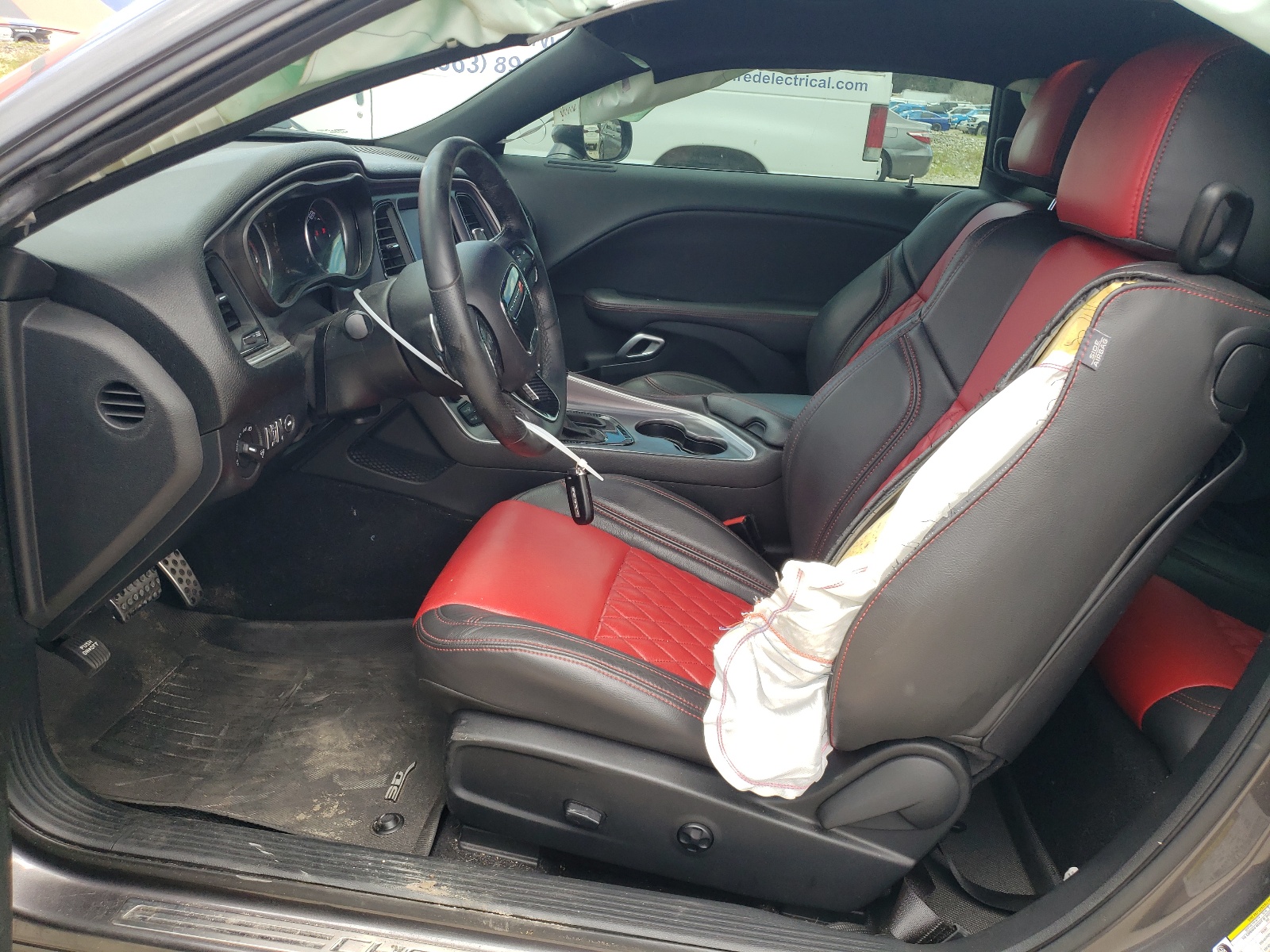 2C3CDZBT1KH587048 2019 Dodge Challenger R/T