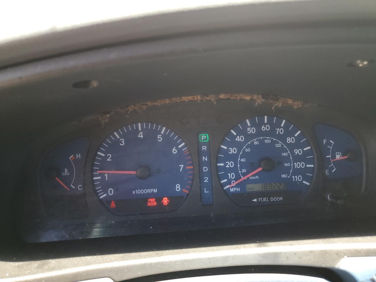 2002 Toyota Sienna Le VIN: 4T3ZF13C72U436604 Lot: 63413434