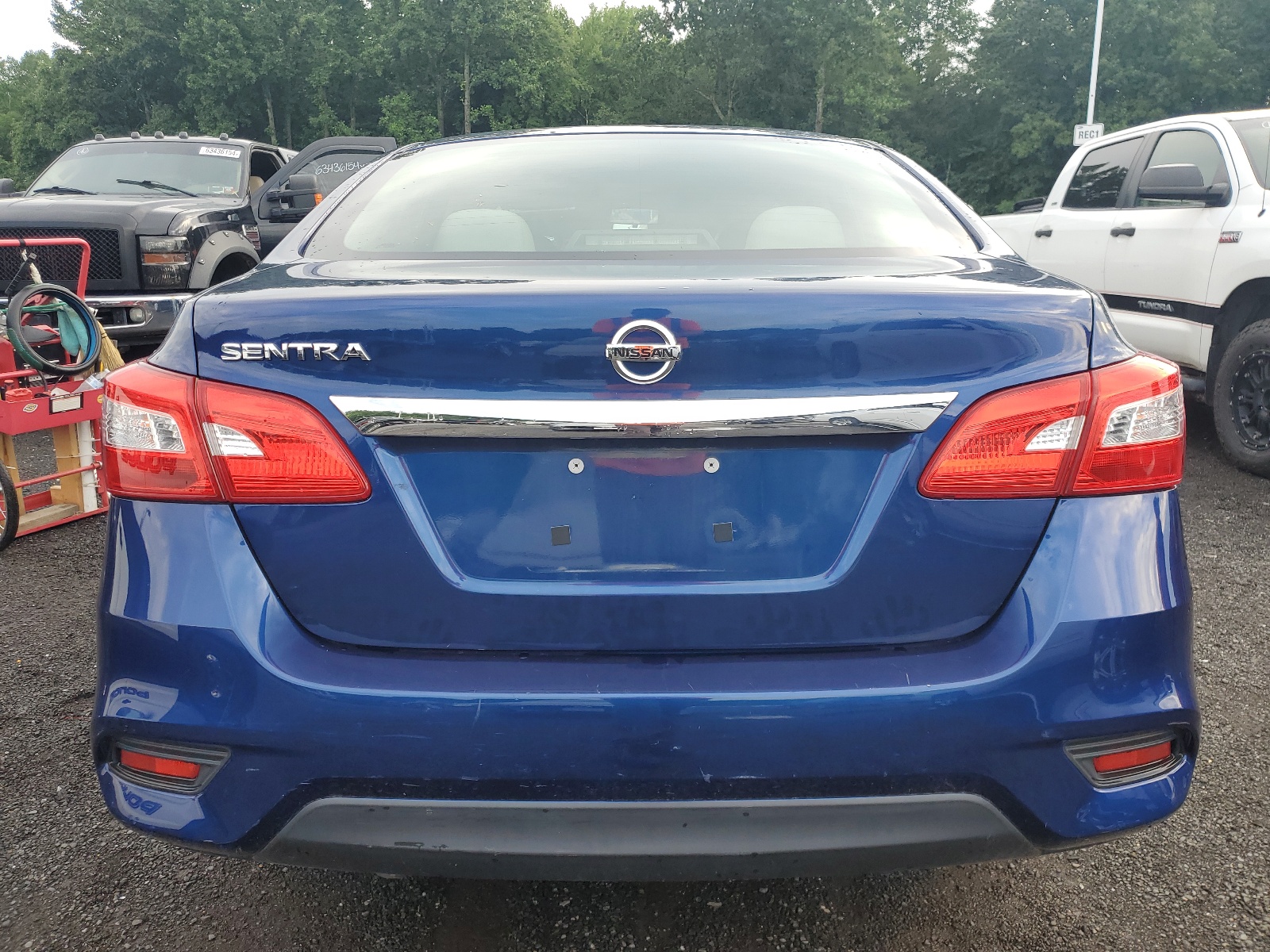 2017 Nissan Sentra S vin: 3N1AB7AP1HY262214