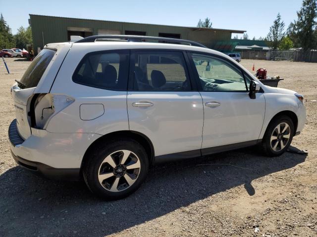  SUBARU FORESTER 2017 Белый