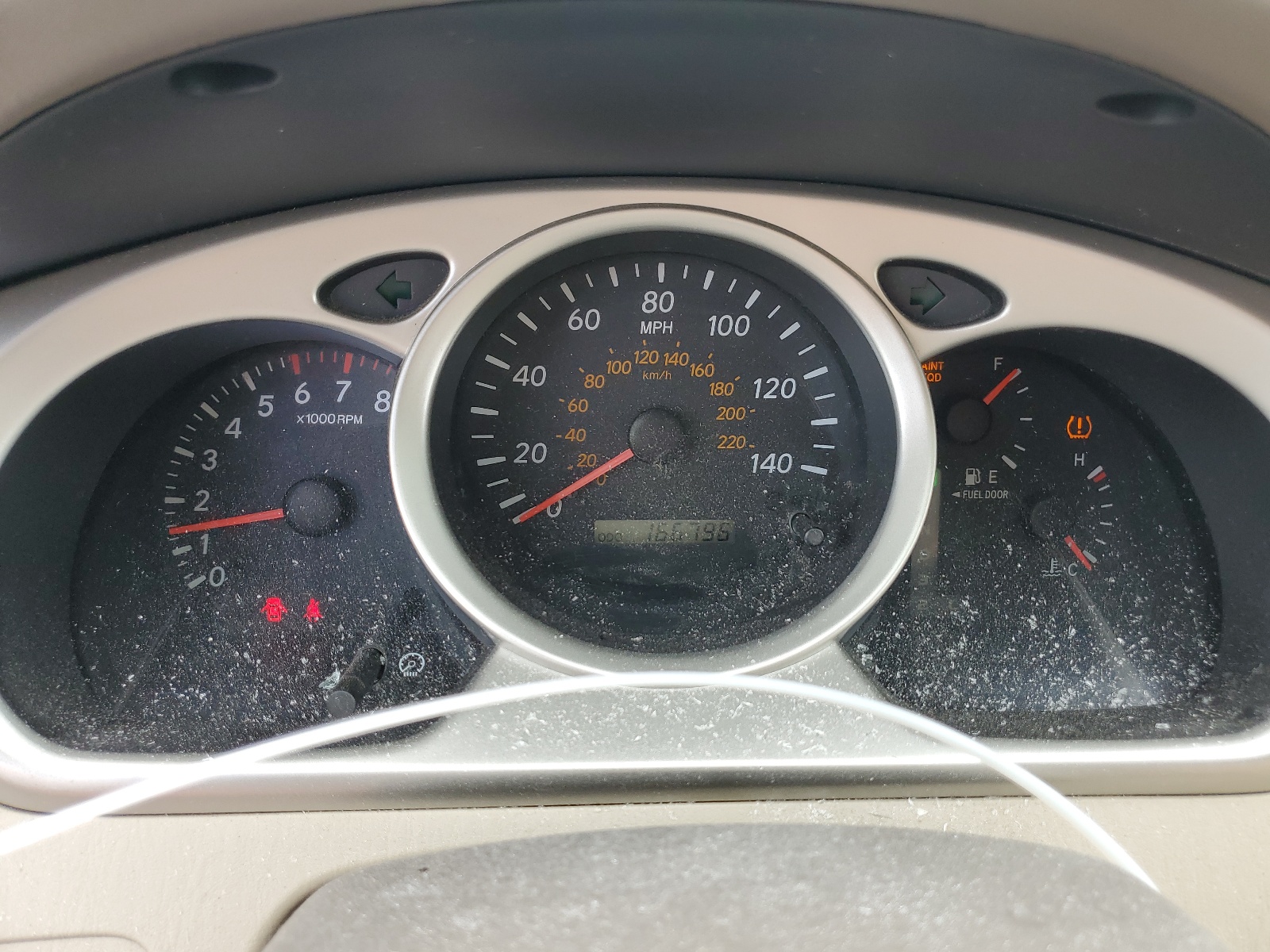 JTEDP21A040037986 2004 Toyota Highlander Base