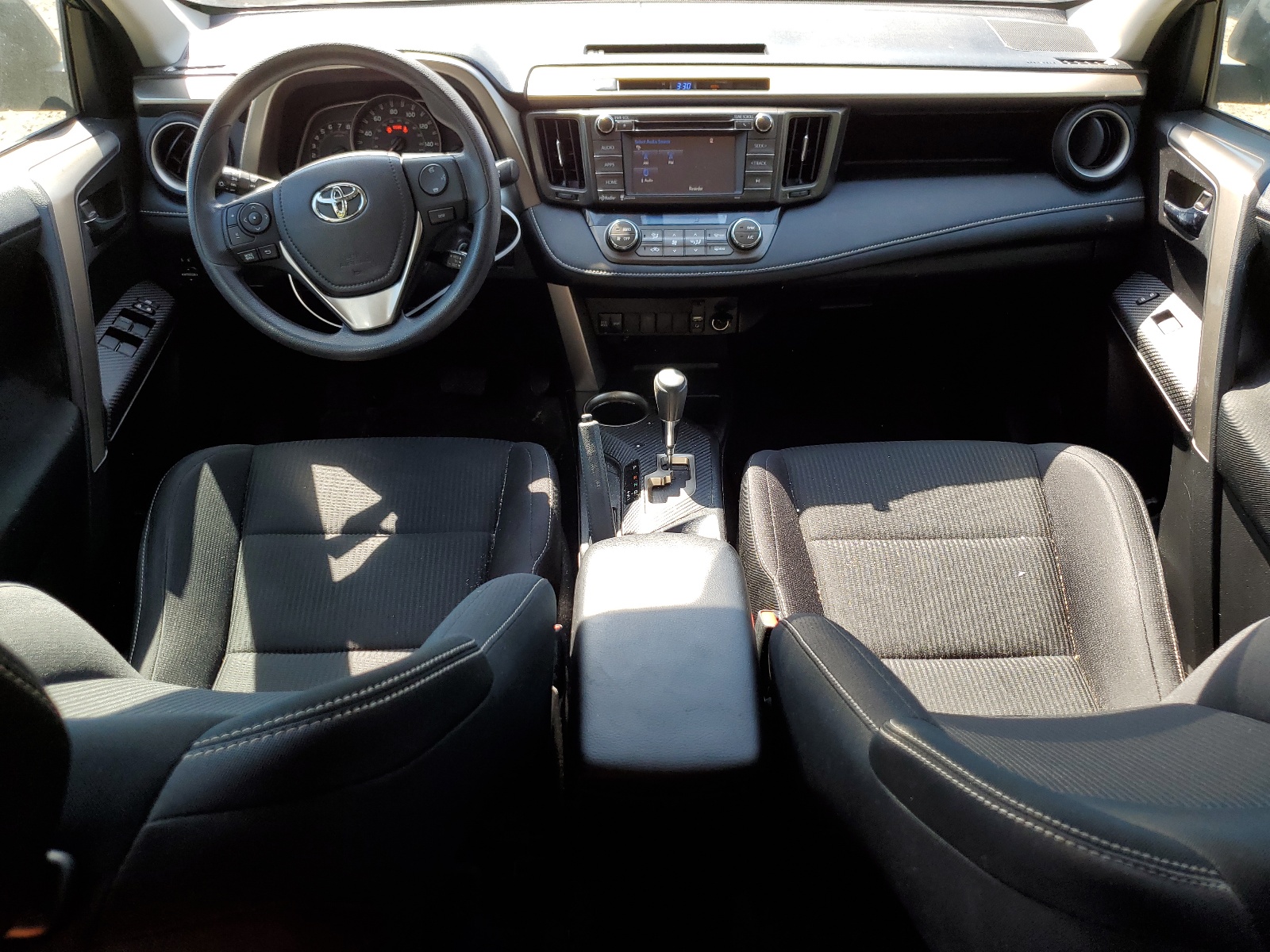 2T3RFREV3FW407281 2015 Toyota Rav4 Xle