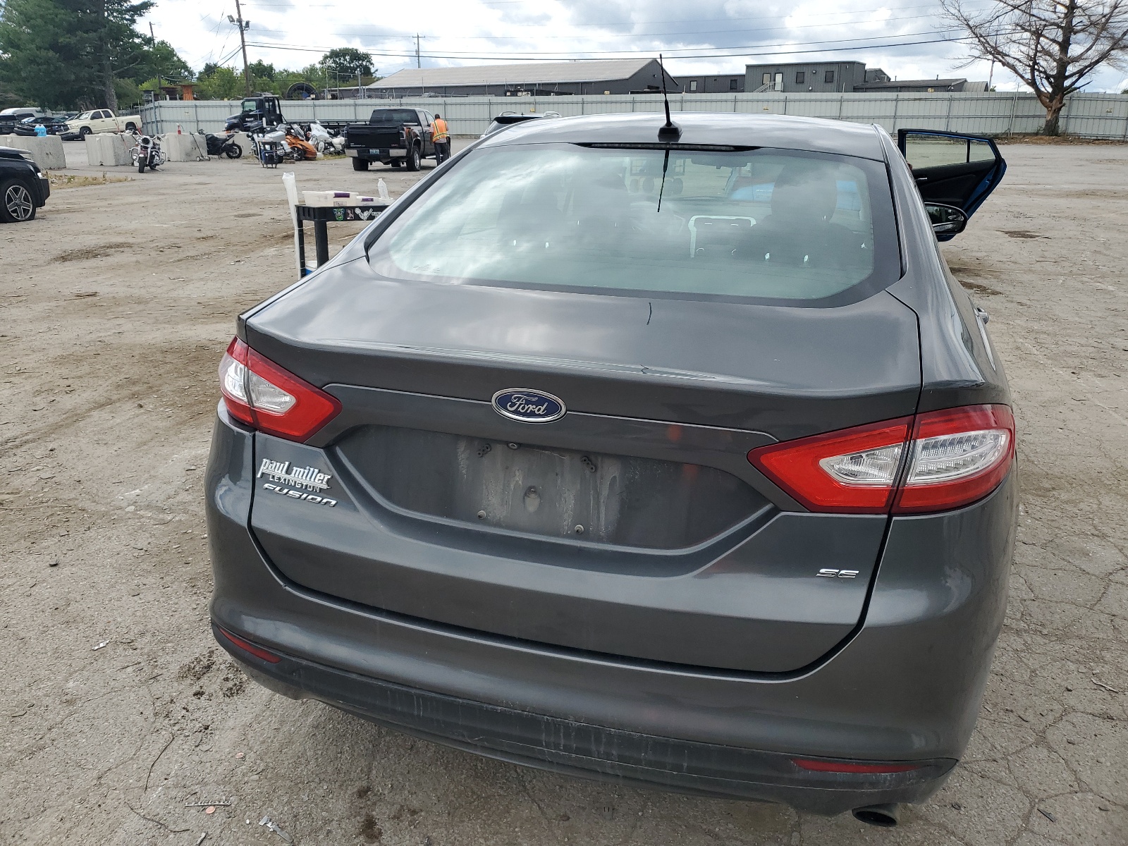 3FA6P0H76FR142973 2015 Ford Fusion Se
