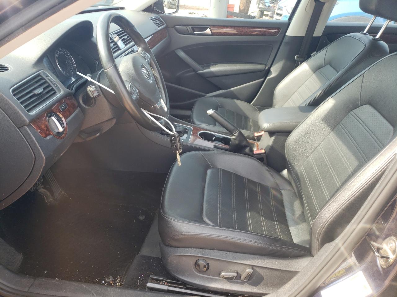 2013 Volkswagen Passat Sel VIN: 1VWCP7A36DC054382 Lot: 63277834