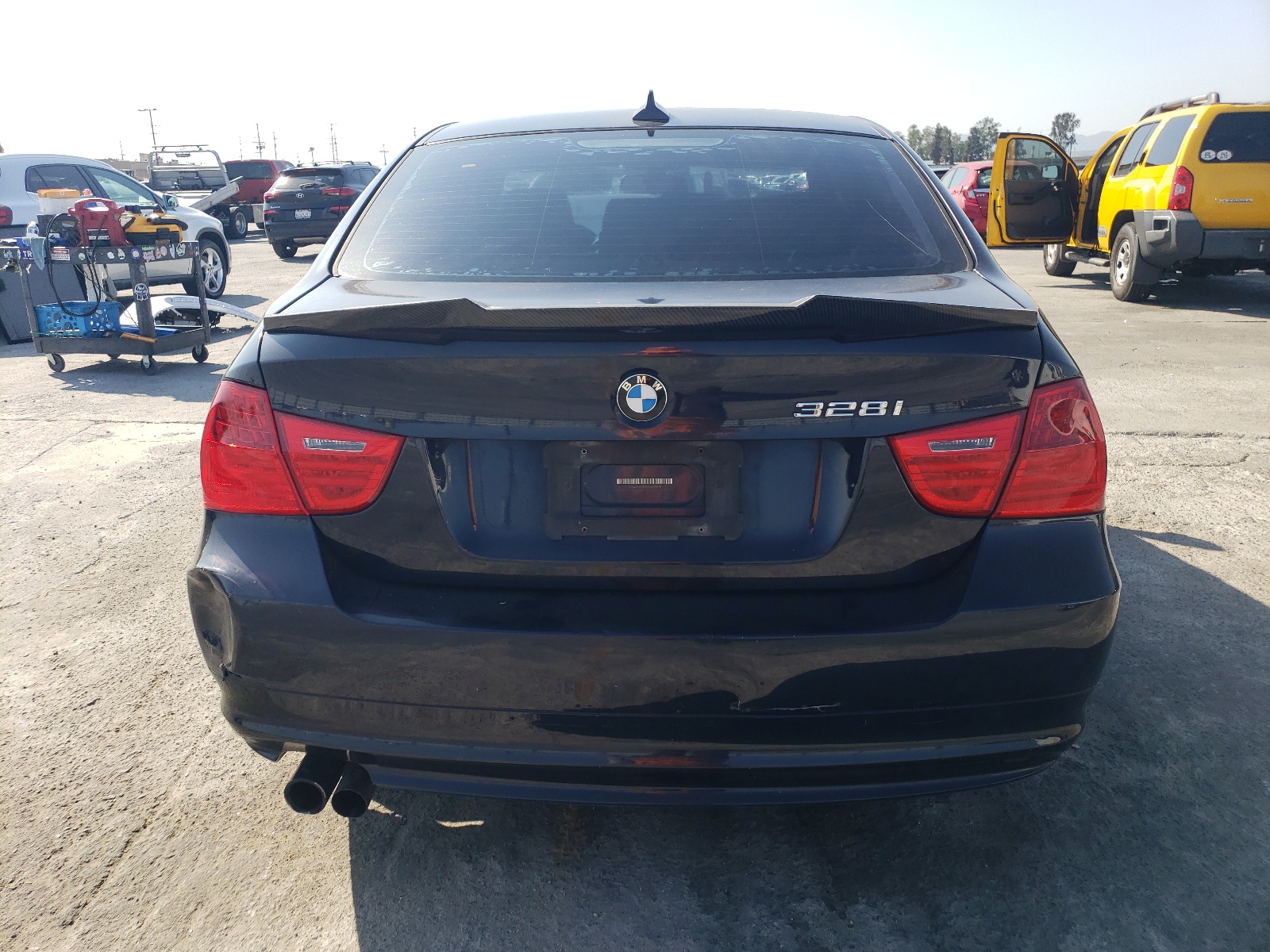 WBAPH57589NM33228 2009 BMW 328 I Sulev