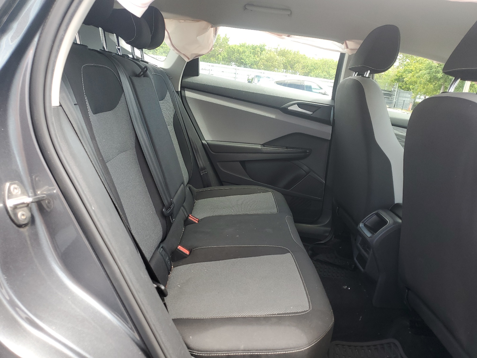 3VVCX7B22NM023477 2022 Volkswagen Taos S