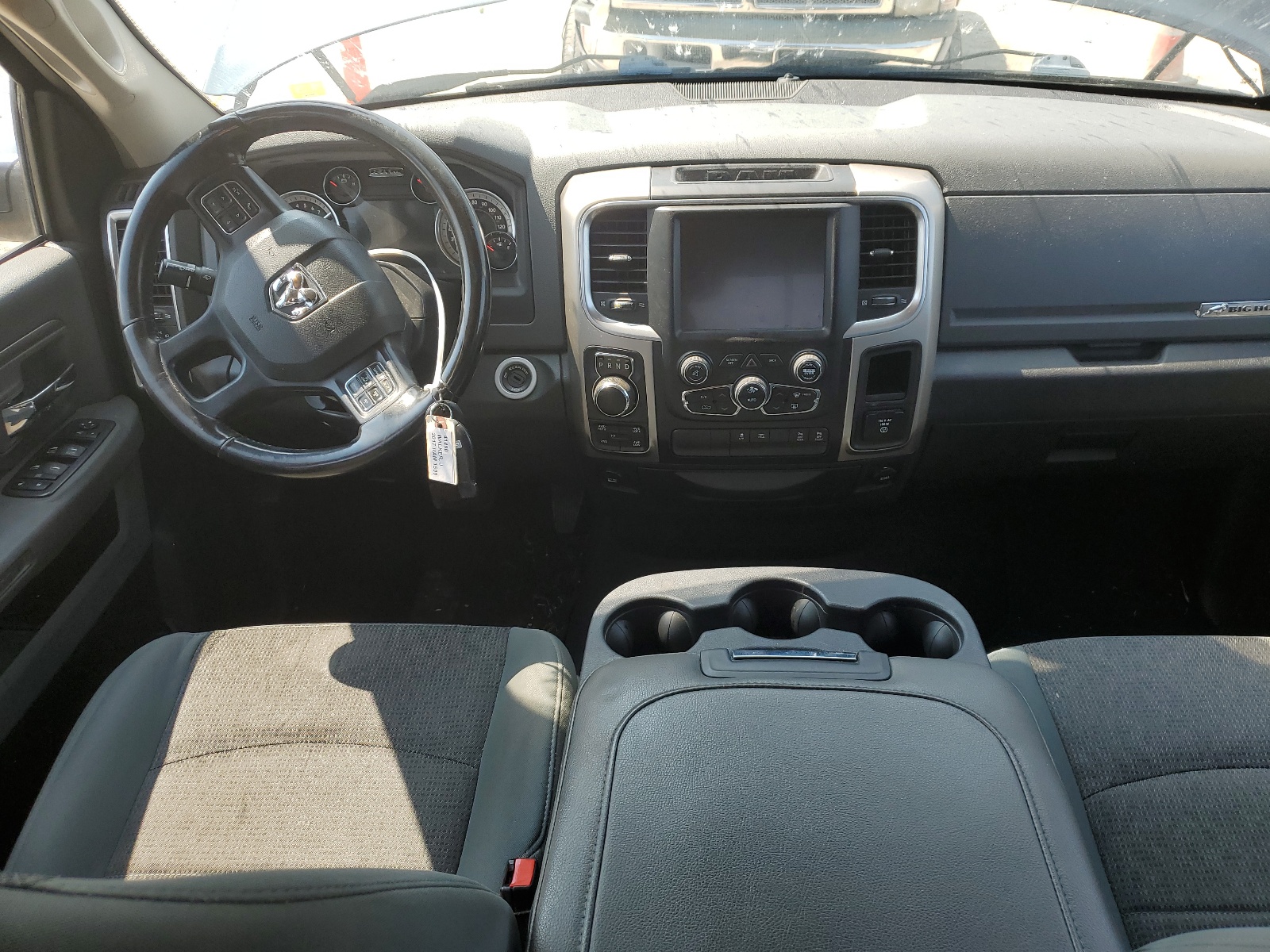 1C6RR7GT9HS792159 2017 Ram 1500 Slt