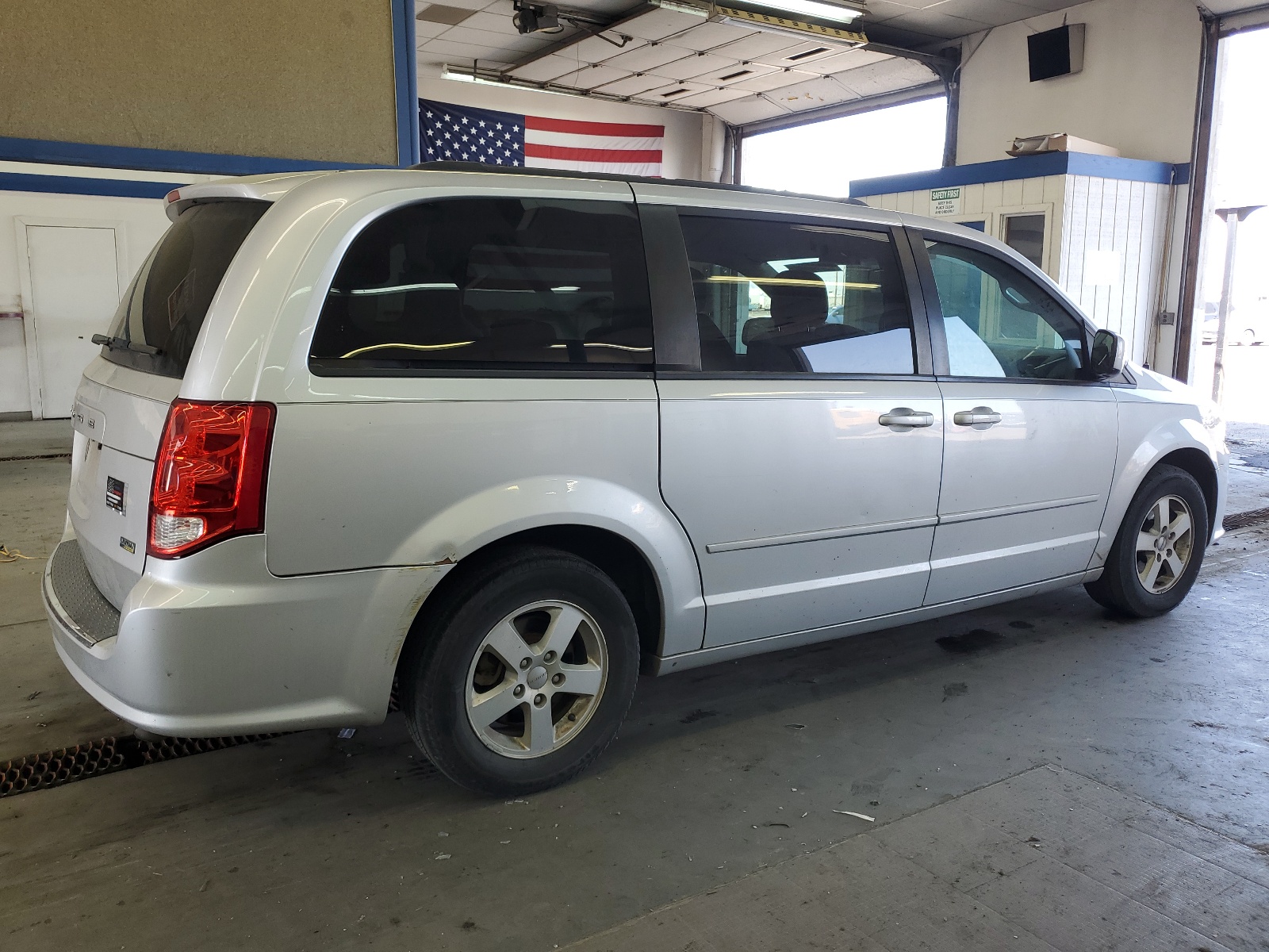 2012 Dodge Grand Caravan Sxt vin: 2C4RDGCG2CR372155