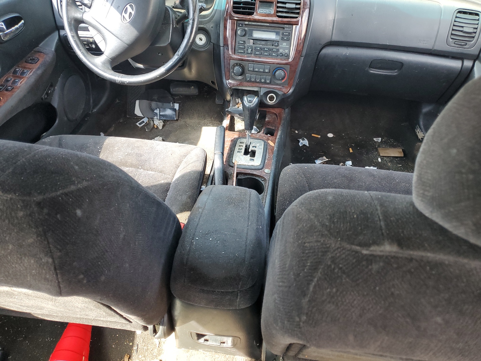 KMHWF35H52A643106 2002 Hyundai Sonata Gls