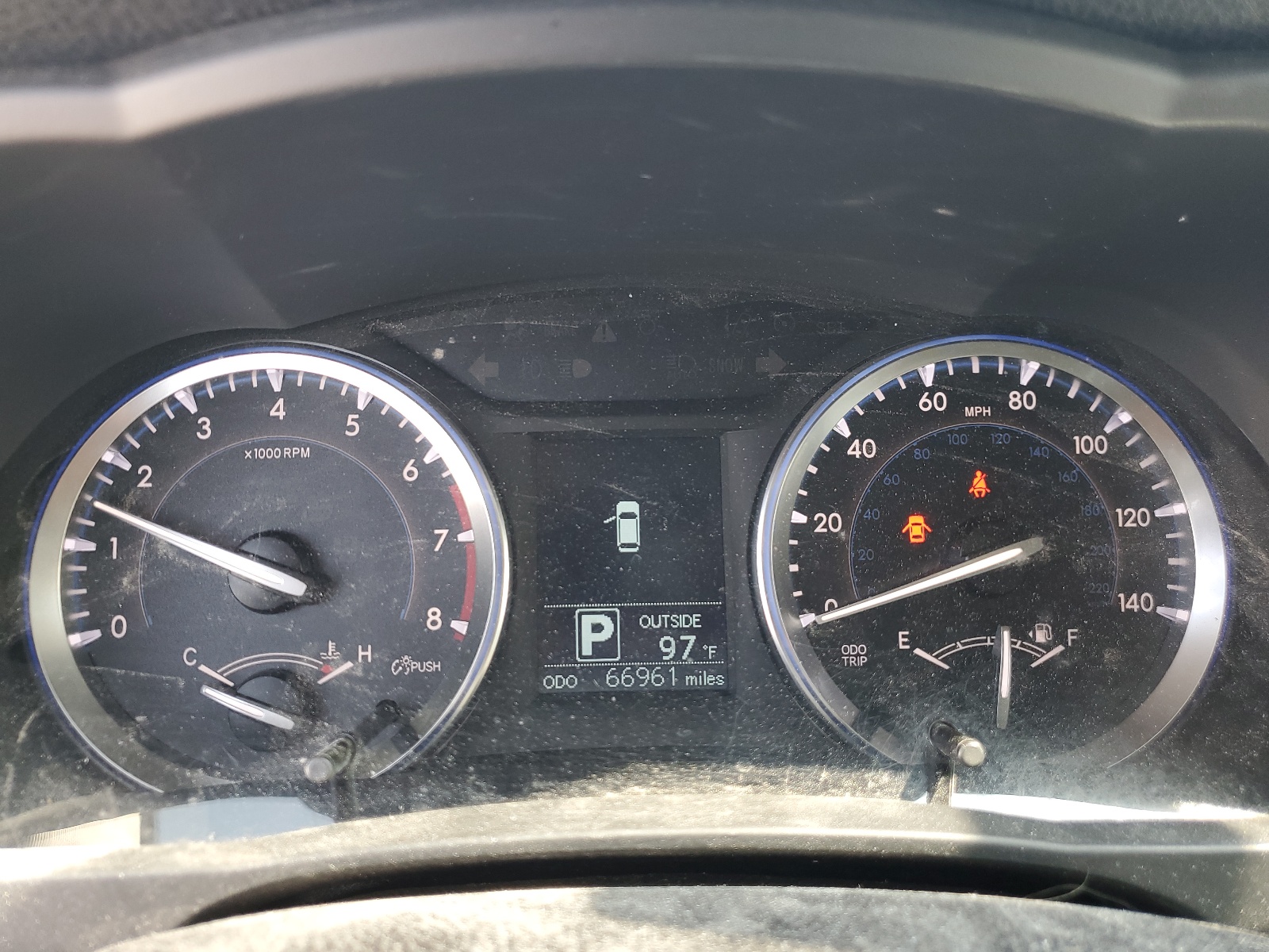 5TDBKRFH9GS318971 2016 Toyota Highlander Le