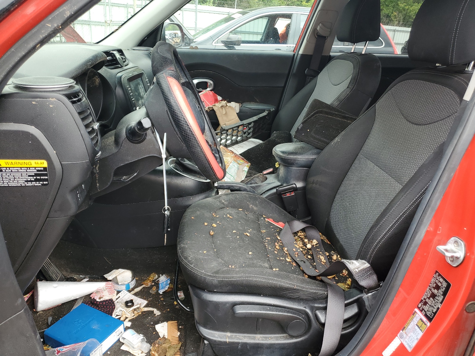 KNDJP3A51J7539019 2018 Kia Soul +