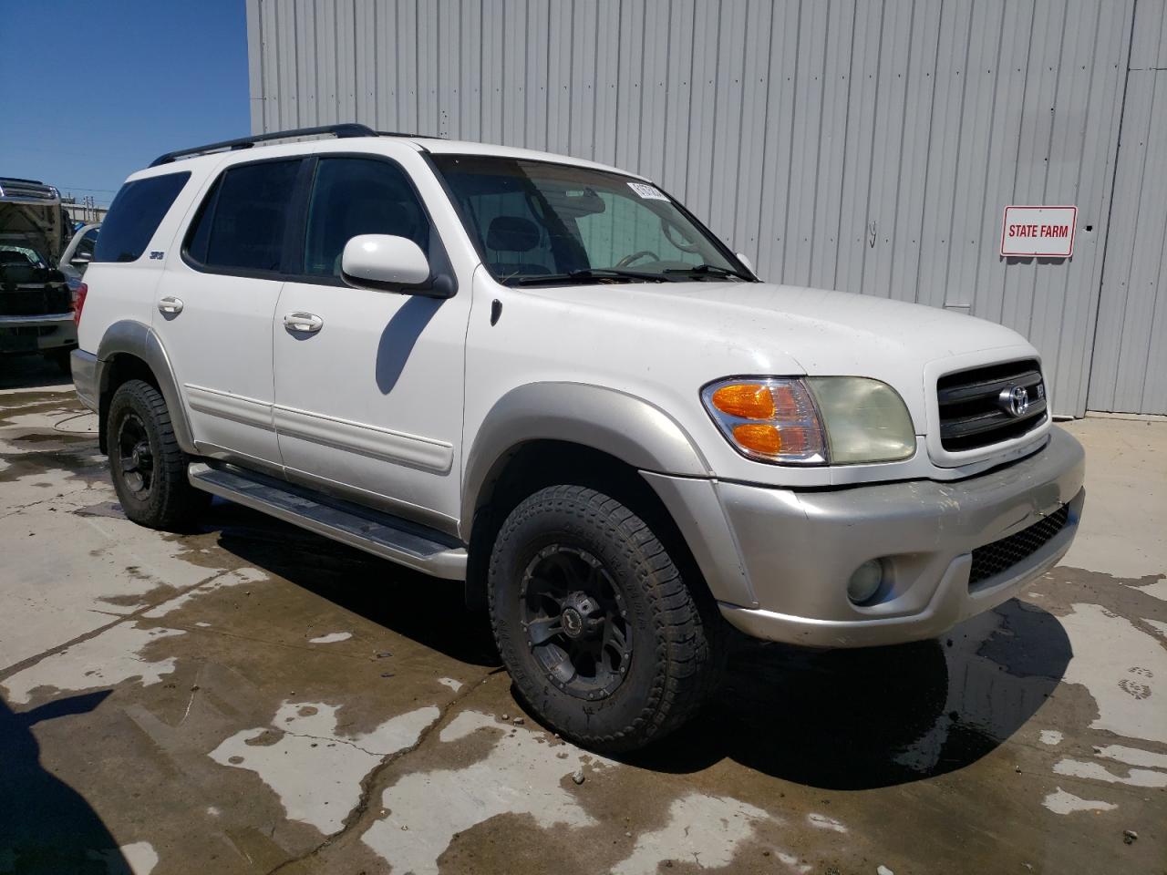 2002 Toyota Sequoia Sr5 VIN: 5TDZT34A02S135949 Lot: 61675834