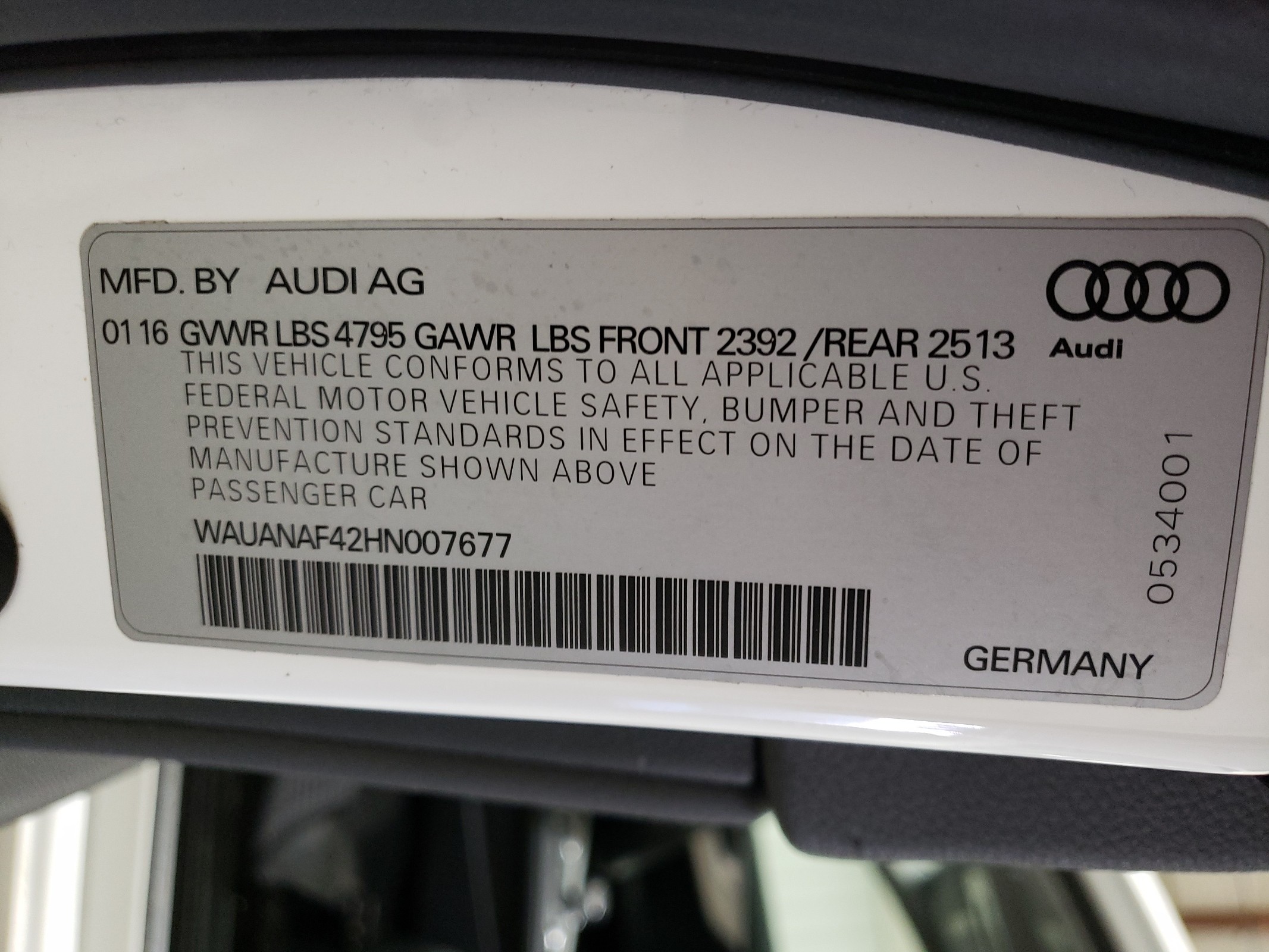 WAUANAF42HN007677 2017 Audi A4 Premium