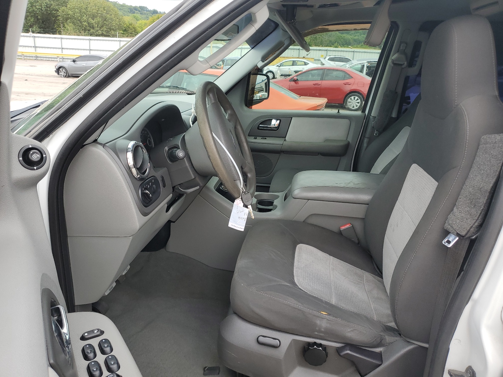 1FMPU15585LB04976 2005 Ford Expedition Xlt