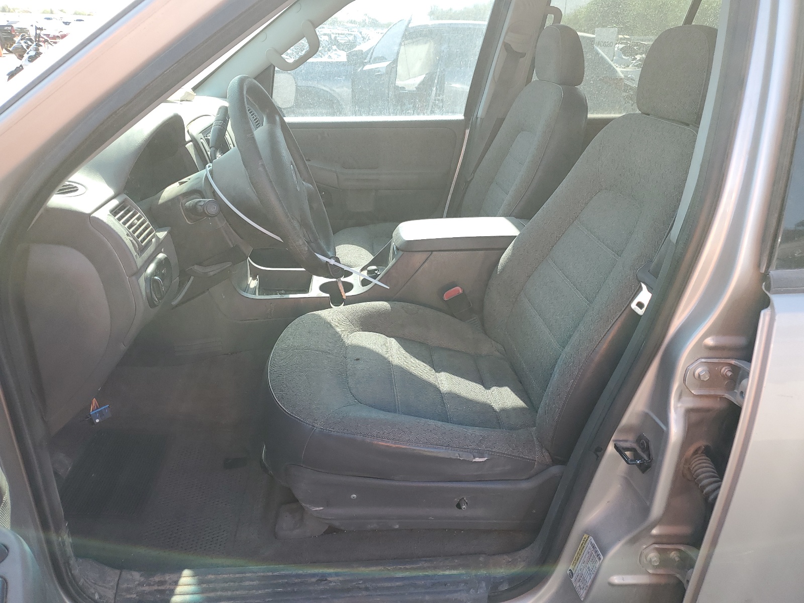 1FMZU62E14ZB11001 2004 Ford Explorer Xls